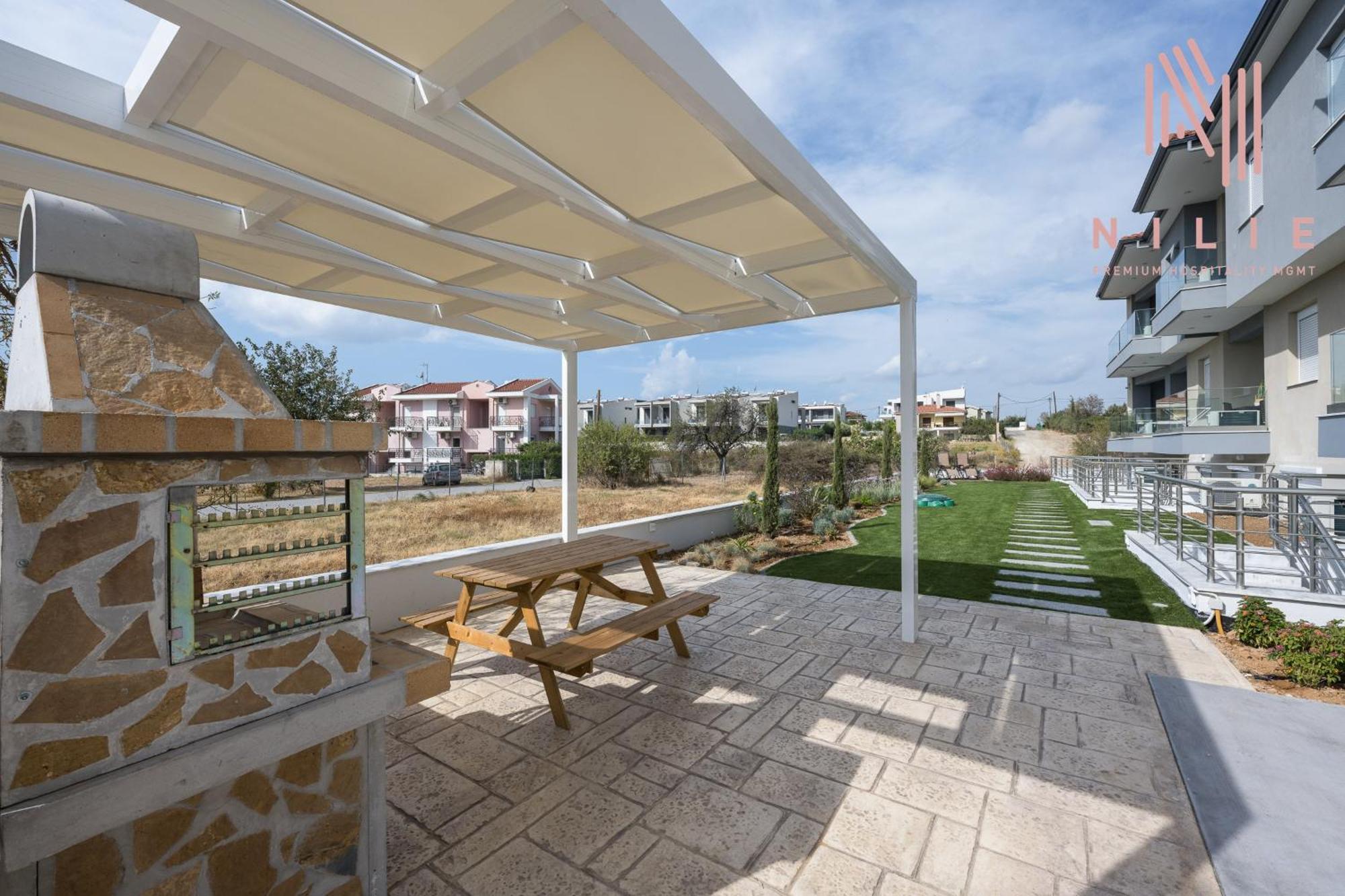 Ouranos, Nilie Hospitality Mgmt Apartment *